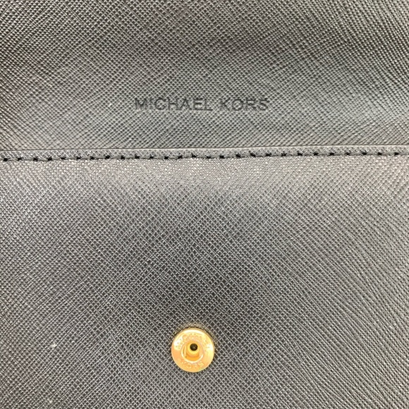 Michael Kors Jet Set Travel Large Trifold Leather Wallet in BLACK/ GOLD TONE - Picture 6 of 8